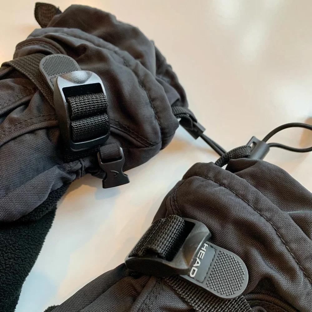 Head Winter Mittens